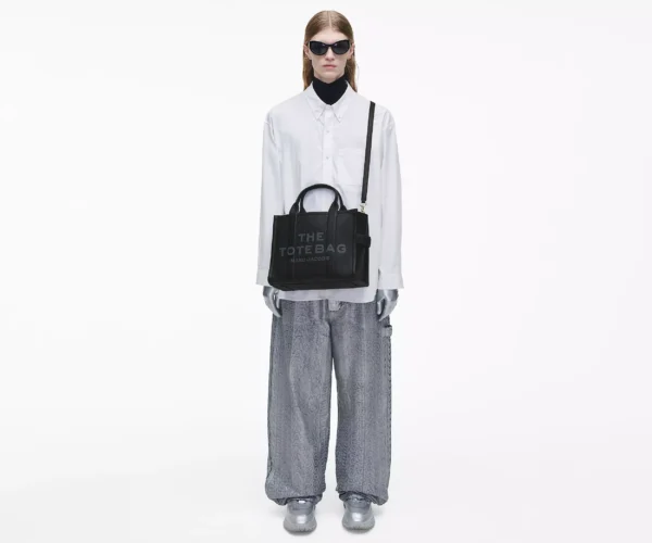 The Marc Jacobs Medium Tote Bag Leather Black - Image 9