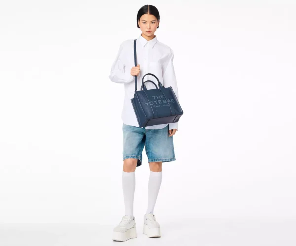 The Marc Jacobs Medium Tote Bag Leather Blue Sea - Image 2