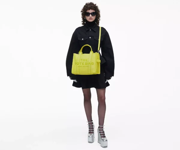 The Marc Jacobs Medium Tote Bag Leather Limoncello - Image 8