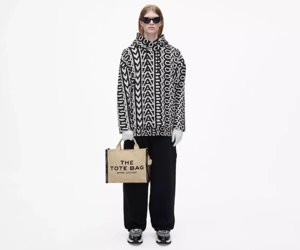 The Marc Jacobs Medium Tote Bag Jacquard Warm Sand - Image 9