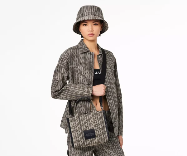 The Marc Jacobs Small Tote Bag Monogram - Image 8