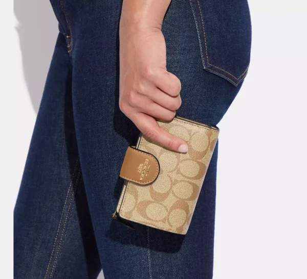 Coach Medium Corner Zip Wallet In Signature Canvas Gold/Light Khaki/Light Saddle - Image 3