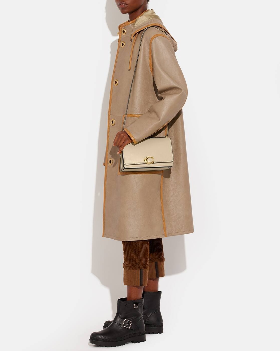 Coach Bandit Shoulder Bag Ivory - Image 2