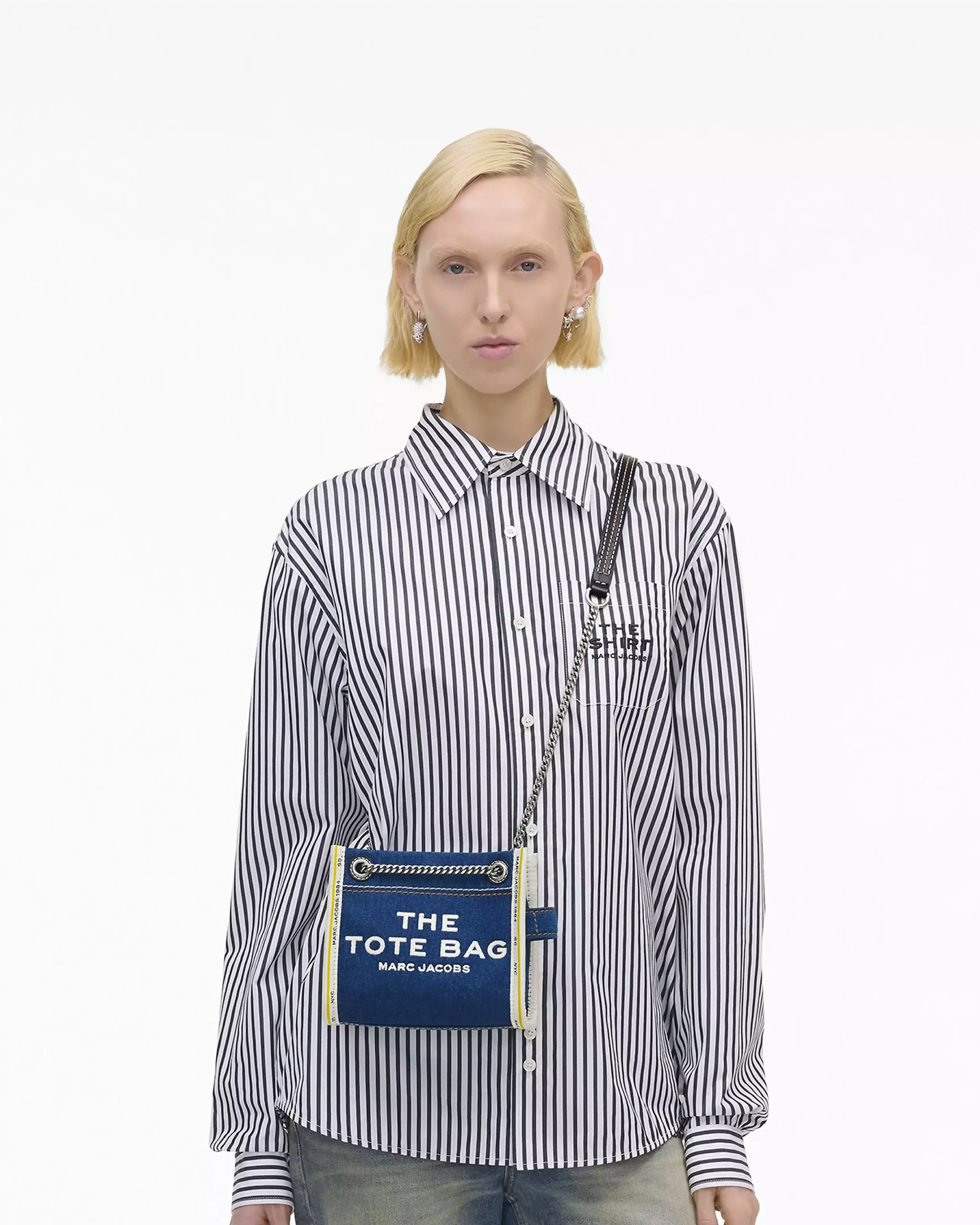 The Marc Jacobs Denim Chain Crossbody Tote Bag Dark Wash - Image 2