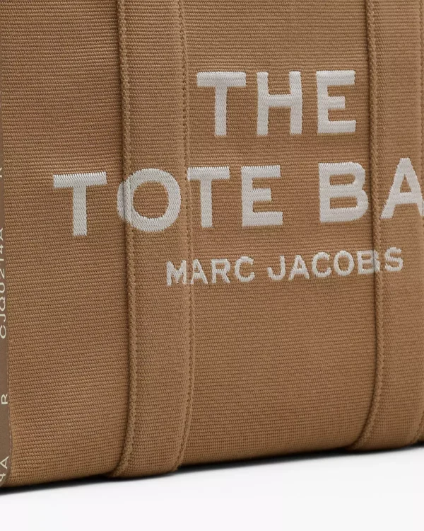THE Marc Jacobs JACQUARD LARGE TOTE BAG Camel - Image 5
