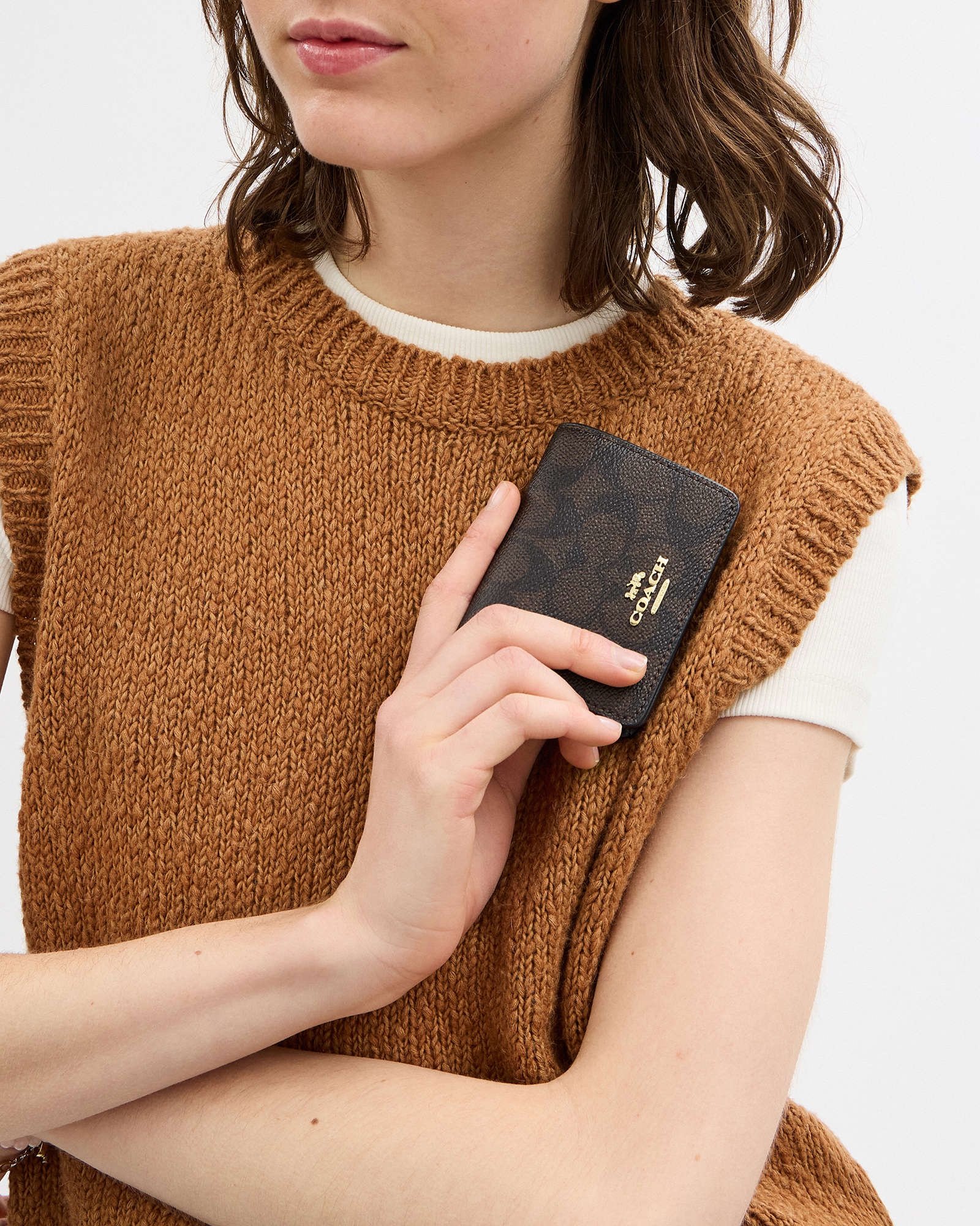 Coach Mini Wallet On A Chain - Image 4